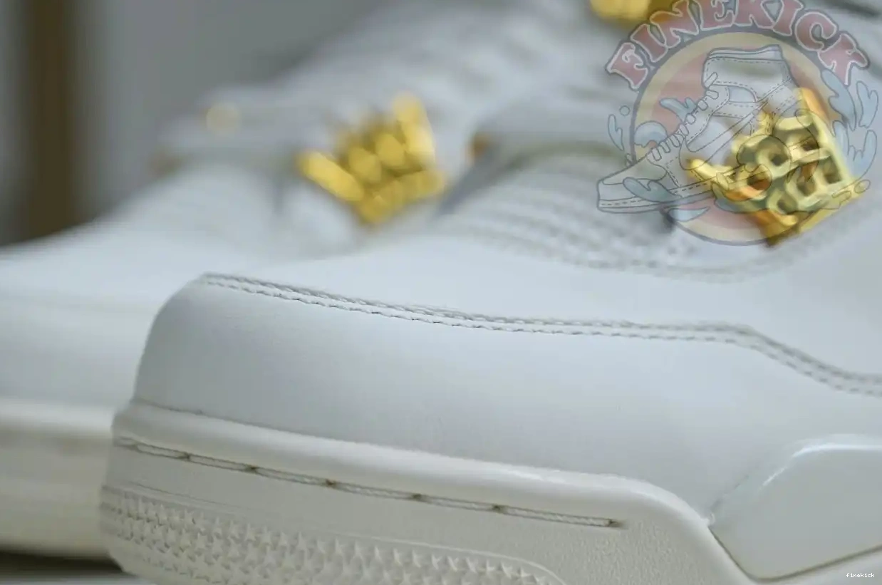 4 Jordan Air 0327